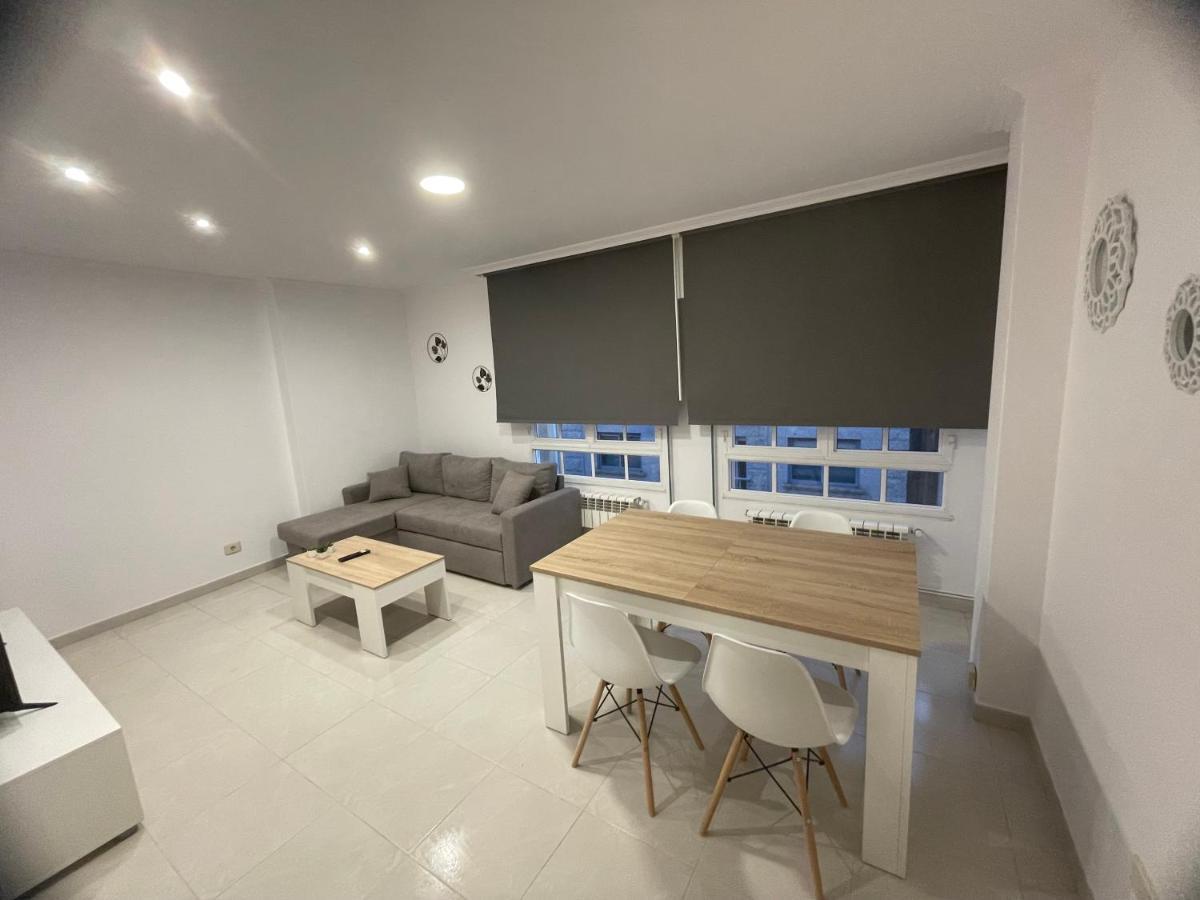 Apartamentos Demar Luis Casais O Grove Bagian luar foto