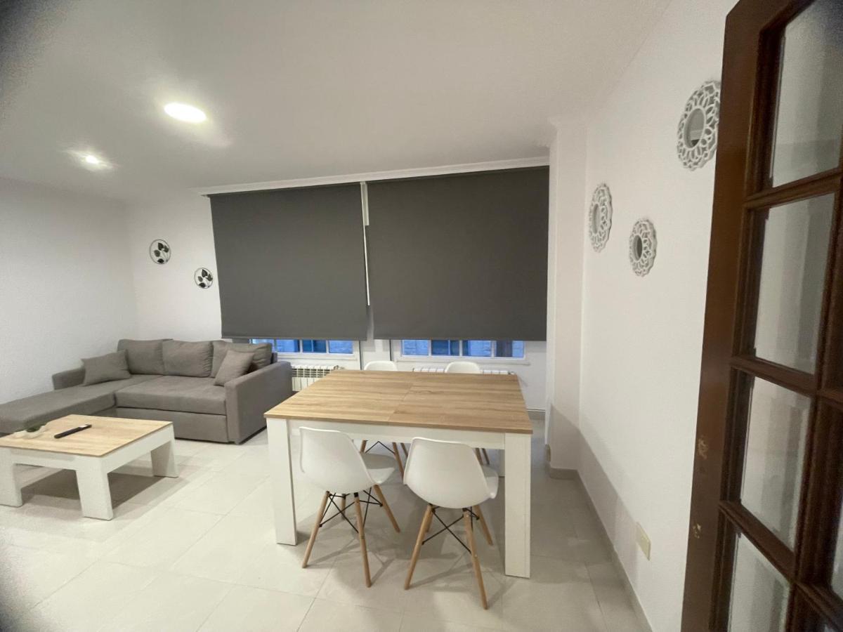 Apartamentos Demar Luis Casais O Grove Bagian luar foto