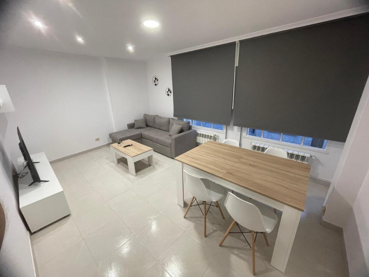 Apartamentos Demar Luis Casais O Grove Bagian luar foto