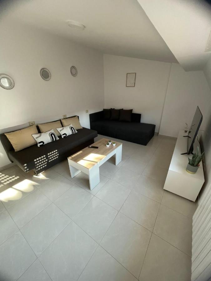 Apartamentos Demar Luis Casais O Grove Bagian luar foto