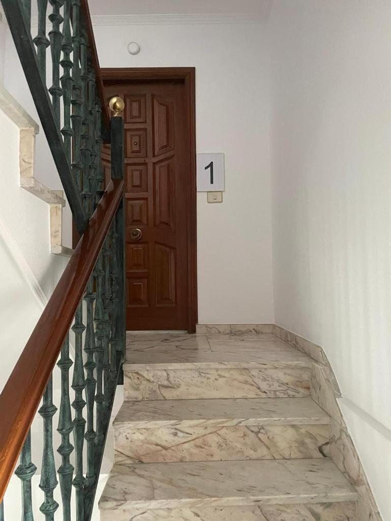 Apartamentos Demar Luis Casais O Grove Bagian luar foto