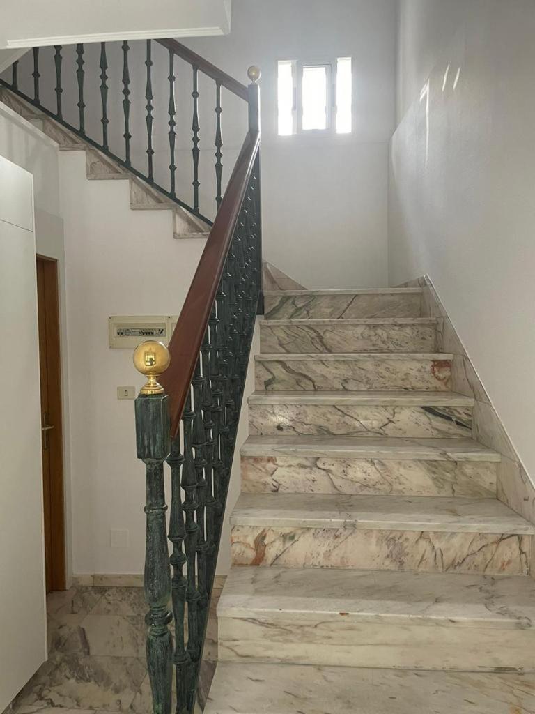 Apartamentos Demar Luis Casais O Grove Bagian luar foto