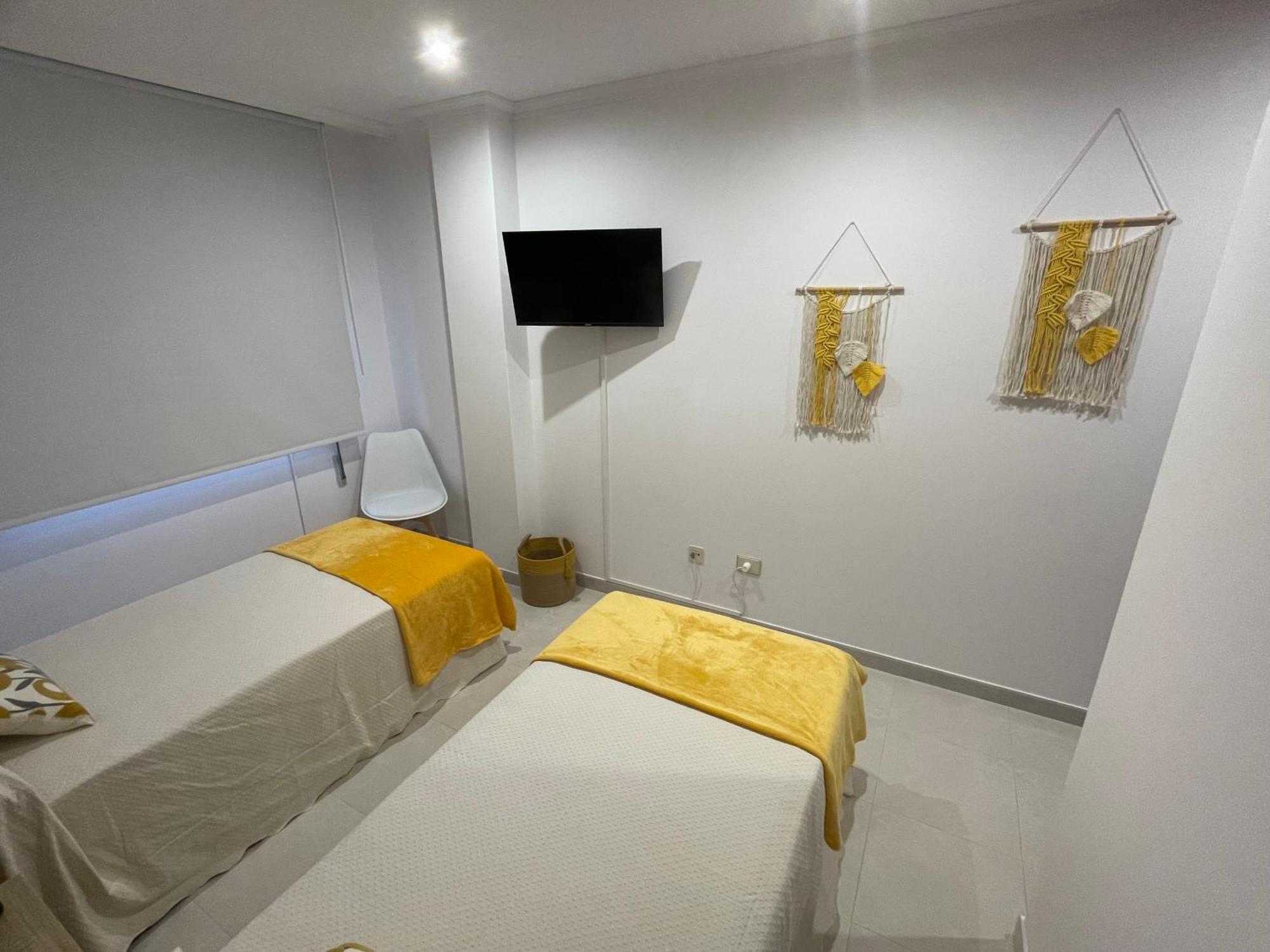 Apartamentos Demar Luis Casais O Grove Bagian luar foto