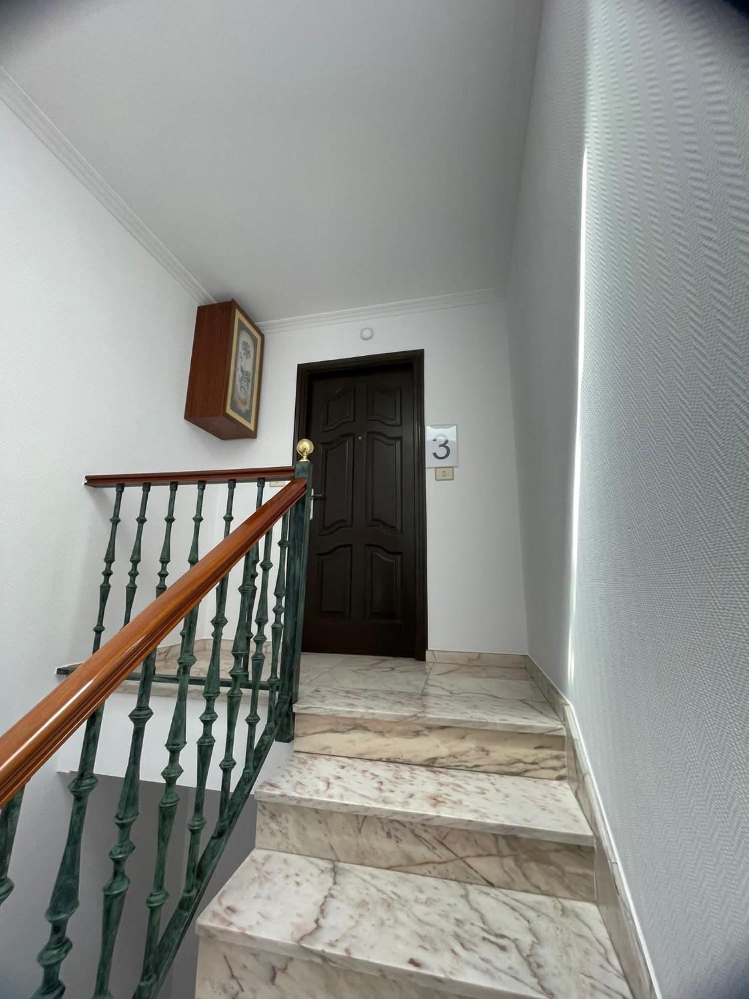 Apartamentos Demar Luis Casais O Grove Ruang foto